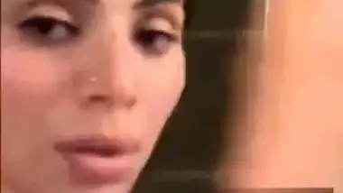 Viral Indian actress nude MMS of Miss. Arora