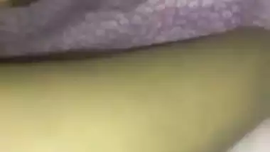 Stepsister secretly gives a desi blowjob to her stepbrother