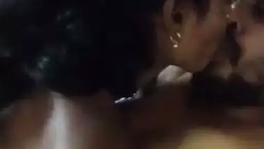 18-year-old GF rides like a slut in the Tamil sex video