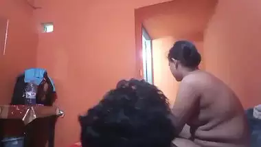 Local OYO room booking for sex affair bhabhi by lover