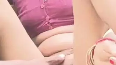 Adivasi sex of a man rubbing a lady’s pussy in a jungle