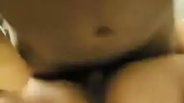 Sexy IT babe from Noida enjoys threesome sex with boss