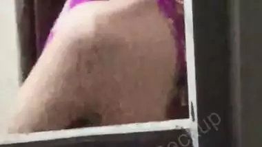 Neighbor girl dress change after nude bath caught