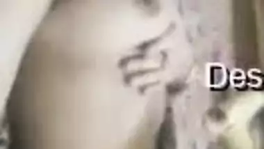 Sportsgirl from India does naughty exercises to look fit in sex video