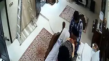 Aapa enjoys threesome sex with cousins in Pakistani porn
