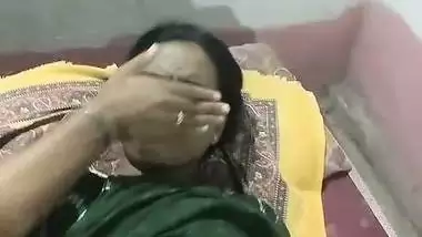 Shy GF hairy pussy capture by boyfriend before sex