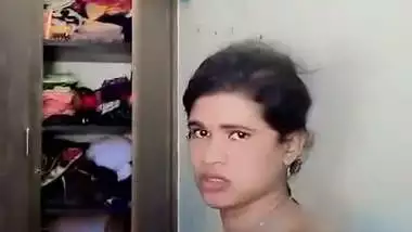 Village lady gives a desi blowjob to her young Devar