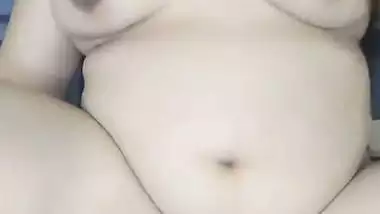 Chubby milf’s hardcore Nepali sex video with a stranger