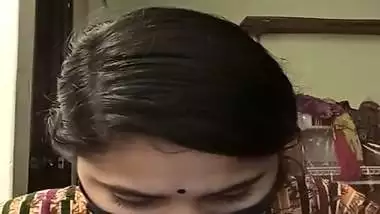 Cute masked girl naked thick boobs and sexy pussy