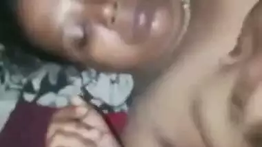 Busty milf enjoys an Indian black dick in Tamil sex video