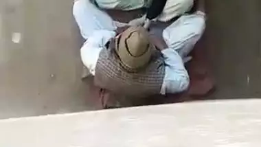 Spying Sasur fucking bahu video going viral online