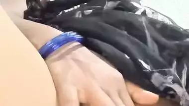 Busty aunty fingering viral xxx pussy showing