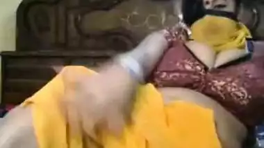 Big Boobby Desi Bhabhi Showing Full Nude Indian Xxx Video