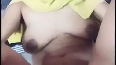 Pervert fucks his stepdaughter in a Bangladeshi sex video