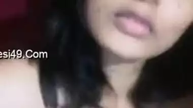 Winsome Indian girl with natural tits knows XXX way to turn men on