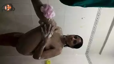 Very beautiful Sanam Shah bathing solo