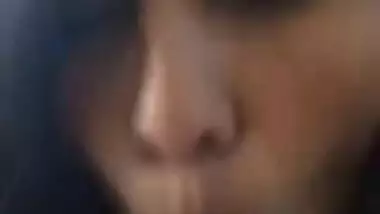Sri Lankan Muslim Wife Sucking my huge cock...