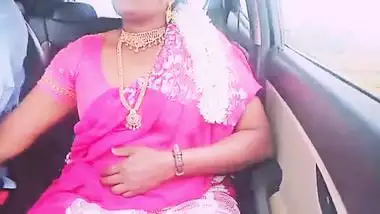 Car sex indian romance. Beautiful sexy saree housewife with boyfriend Telugu dirty talks.