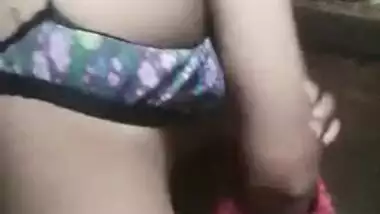 Desi Bangla village Girl Leaked Dressing Video
