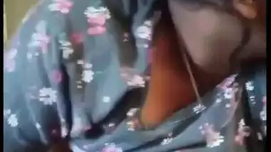 Madurai lady hot Tamil sex video of sucking multiple dicks