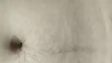 Man sucks boobs and enjoys his GF’s desi chudai