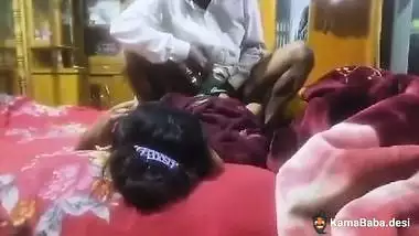 Desi fuck video of a Jija fucking his Sali’s pussy quickly