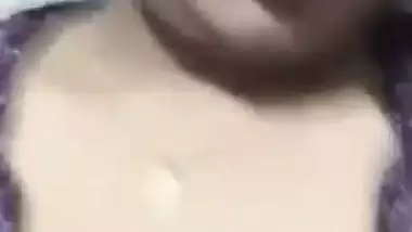 Long boobs girlfriend licking nipple viral video call