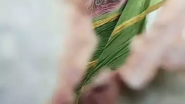 Mature MILF nude bath through hole on wall viral MMS