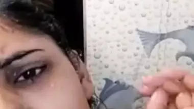 Cute nursing girl naked bathing video