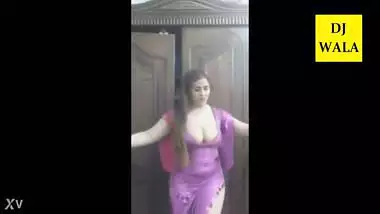 Indian Mallu Aunty Home Alone Dance Sex Big BooBs