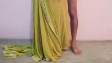 Sarla Bhabhi sucking cock homemade porn