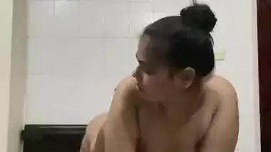 Chubby Bangladeshi couple sex MMS