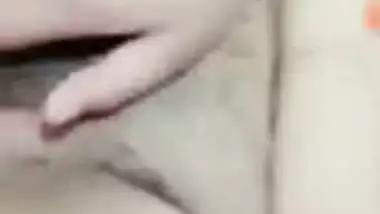Live cam cute girl playing with boobs and hairy pussy