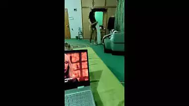 Cute hijab girl first time boobs show to lover