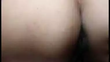 Desi lady showing off her tight asshole and pussy