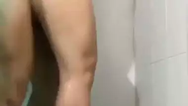 Ludhiana guy fucks his sexy GF in the air in Punjabi sex