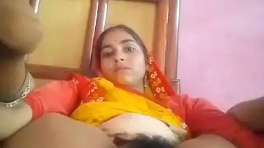 Marathi bhabhi pussy with dense hair like forest