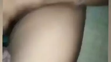 Man presses desi lady’s tight boobs in Bangla sex video