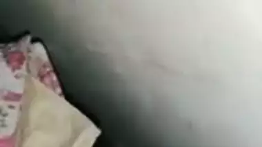 Pakistani busty lady enjoys her shohar’s dick in sex MMS