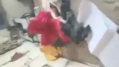 Chubby Desi XXX aunty have sex with worker inside factory MMS