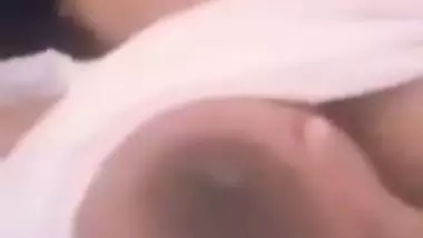 Sri Lanka Aunty Nude Video call (Sinhala)